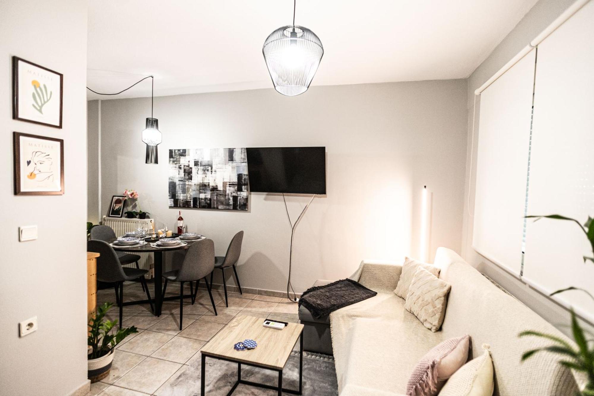 Hermes Modern Apartment อเล็กซานโดรโพลิส ภายนอก รูปภาพ