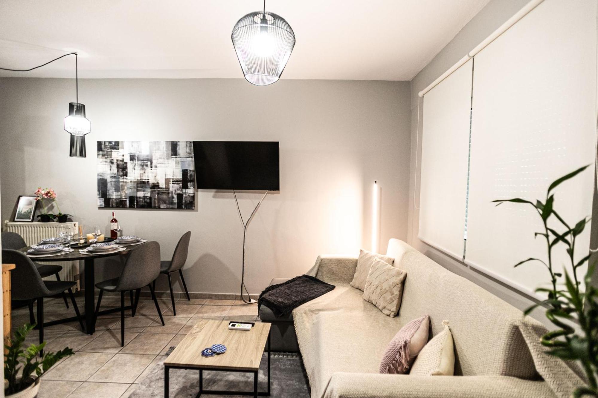Hermes Modern Apartment อเล็กซานโดรโพลิส ภายนอก รูปภาพ